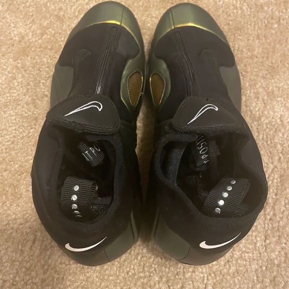 Nike Air Foamposite - Picture 8 of 11